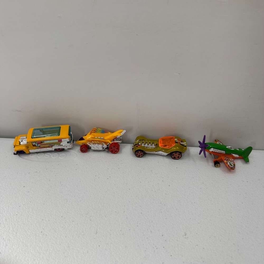 Hot Wheels Die-Cast Toy Car Plane Set Of 4 Road Bandit Turbo Rooster 2018 Car - Picture 8 of 14